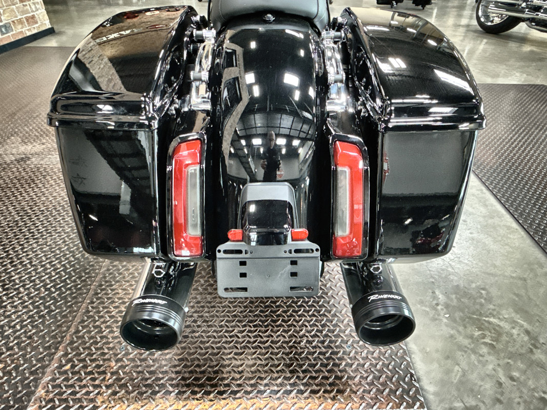 Road Glide®