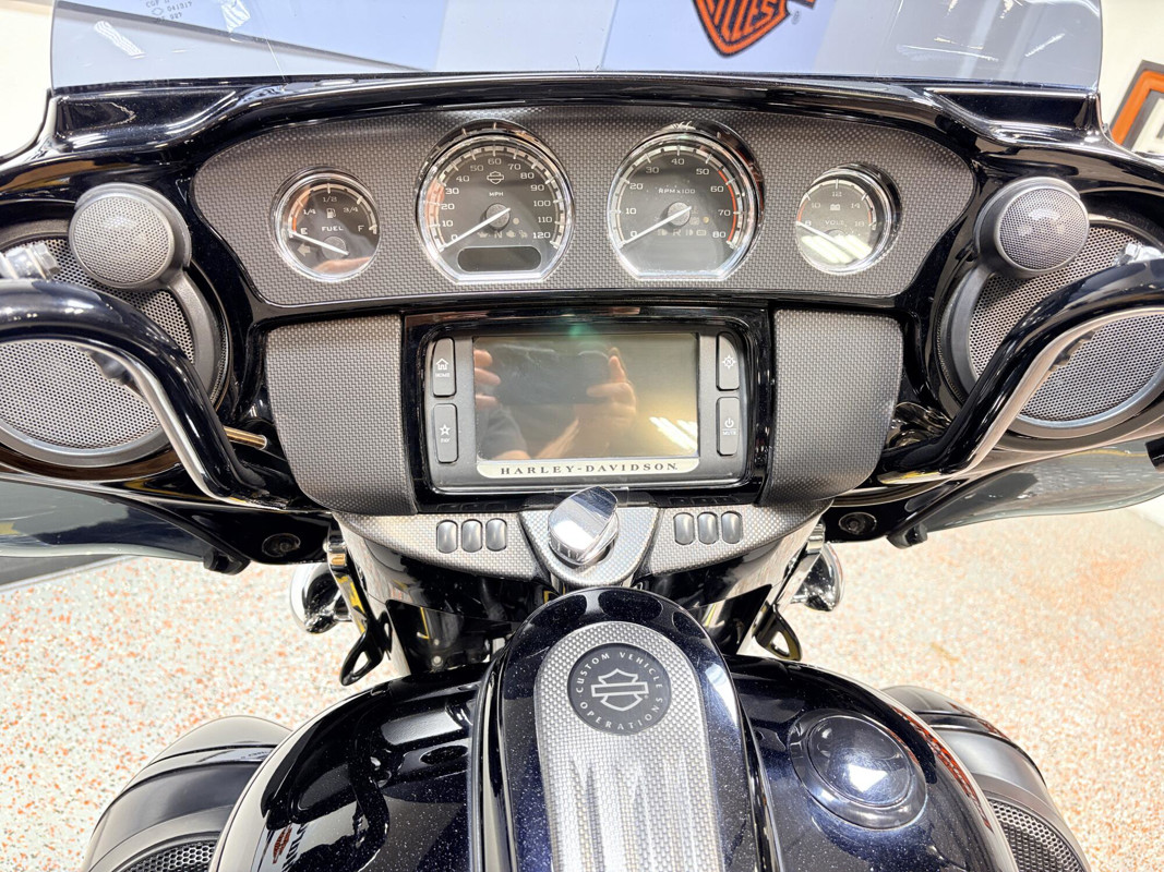 CVO® Street Glide®