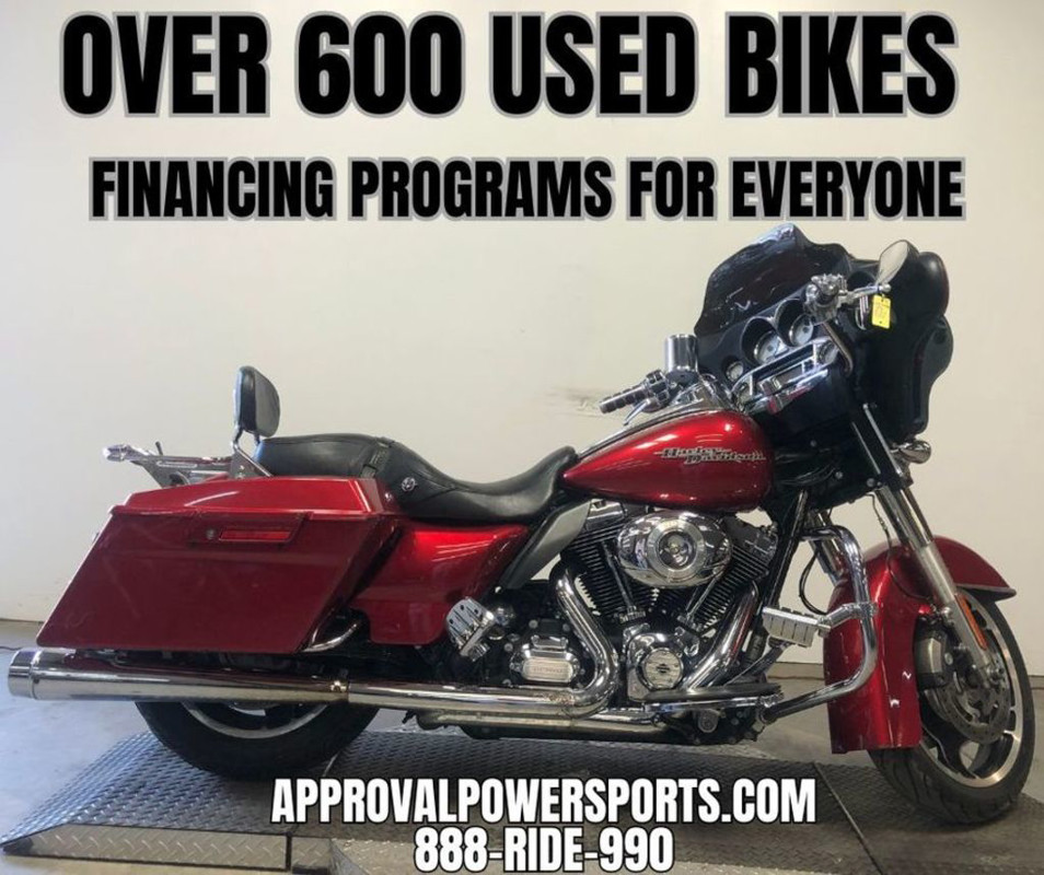 Street Glide®