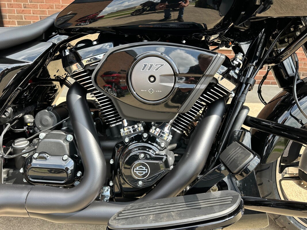 Road Glide®