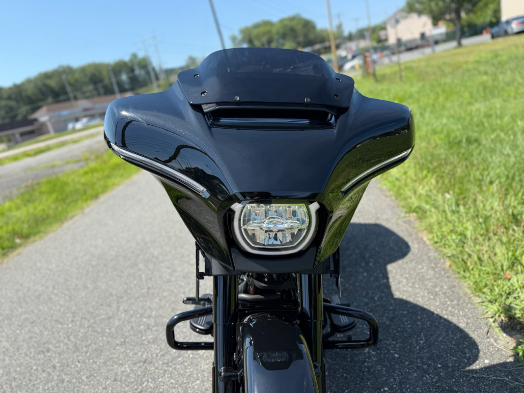 Street Glide®
