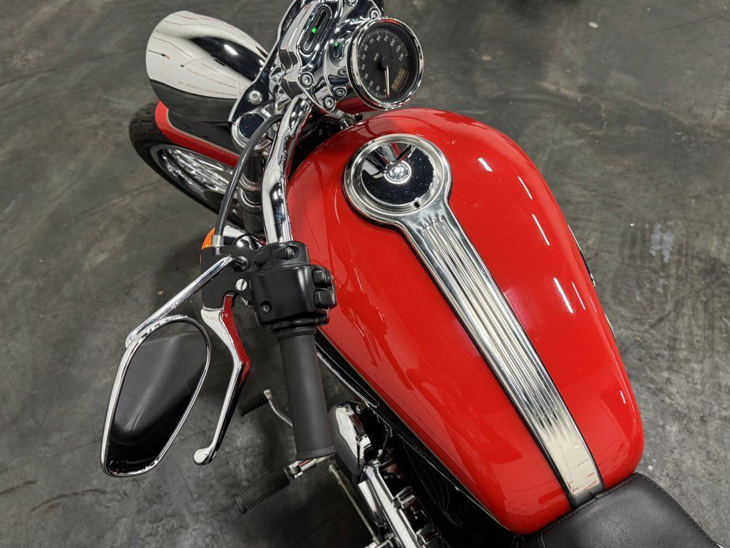 Sportster®  1200 Custom