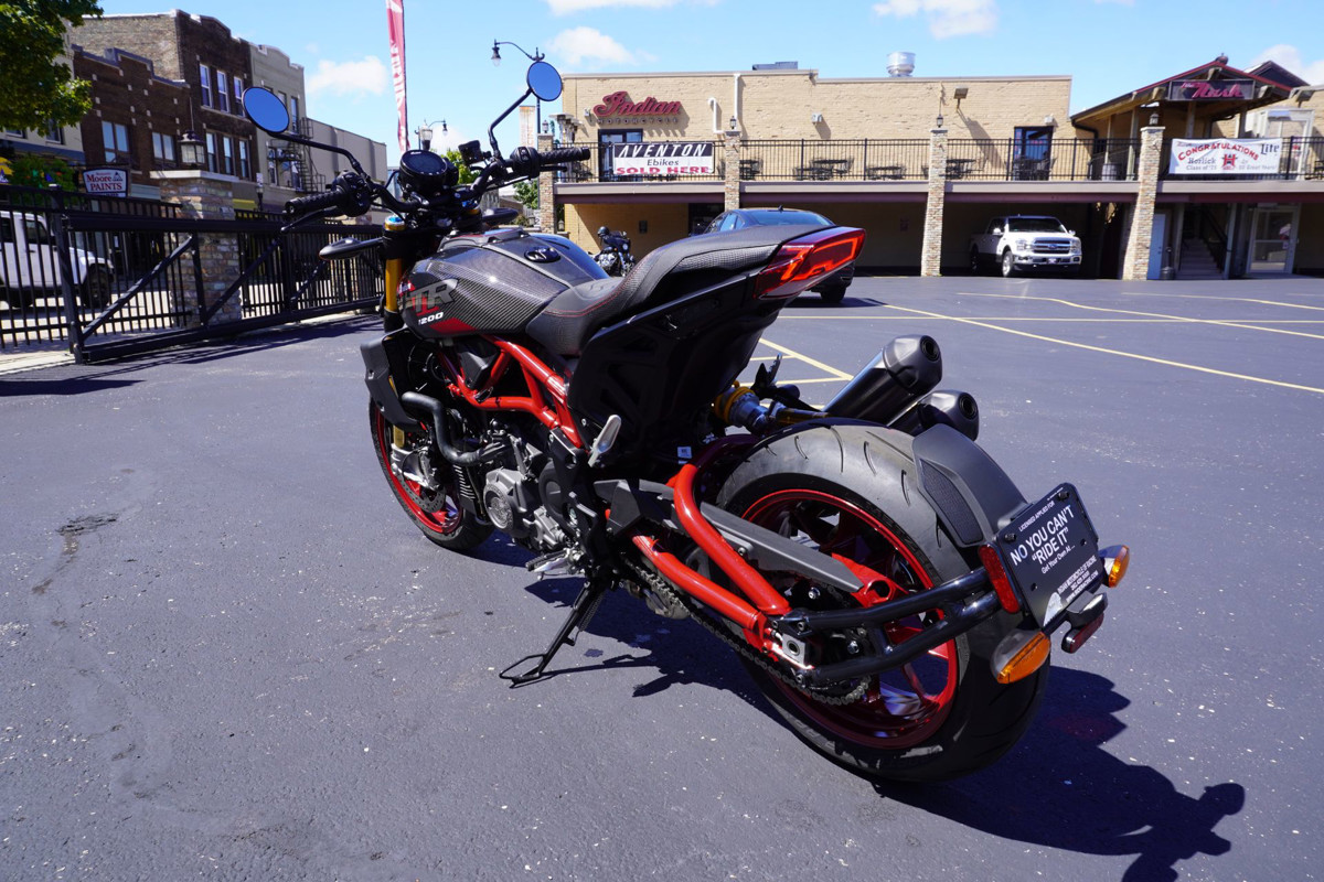 FTR R Carbon