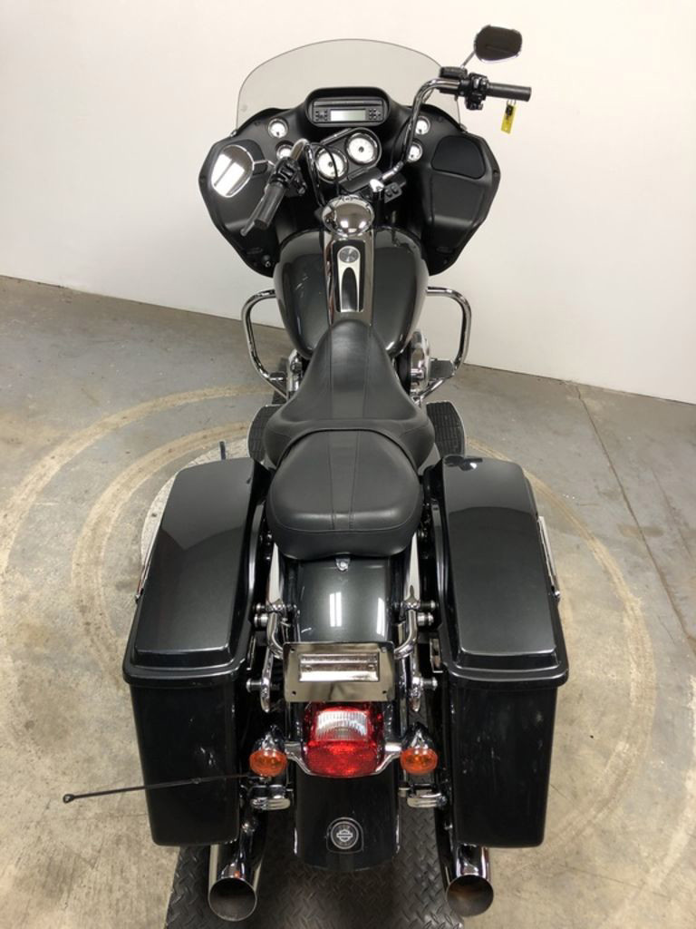 Road Glide®