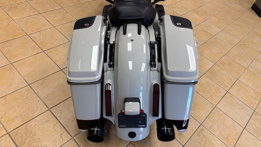 CVO® Road Glide®