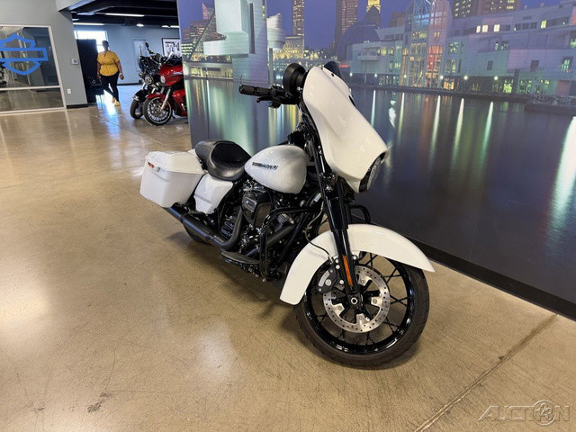 Street Glide® Special