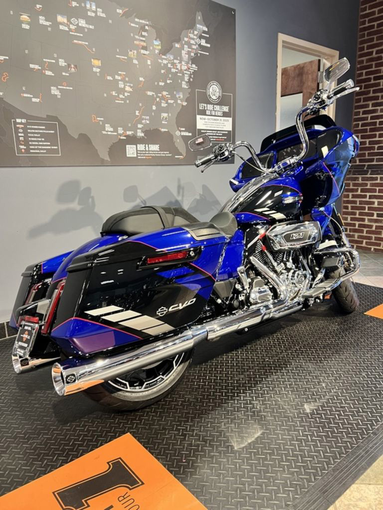 CVO® Road Glide®