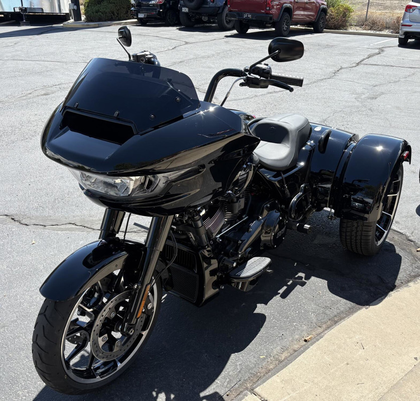 Road Glide® 3