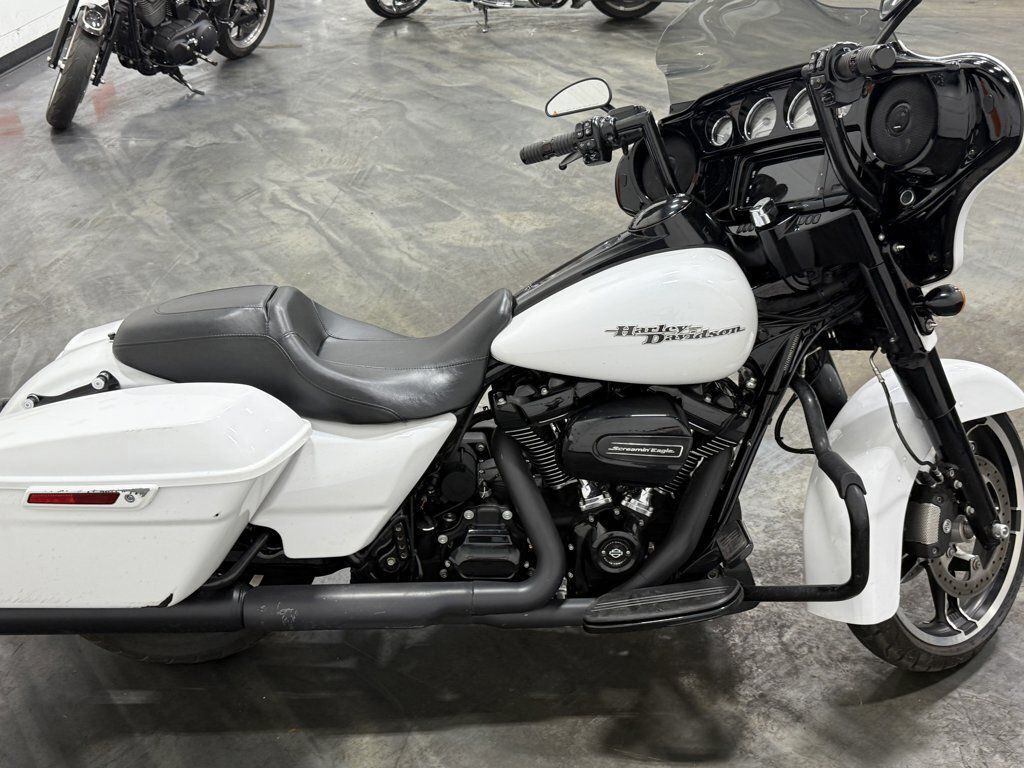 Street Glide® Special