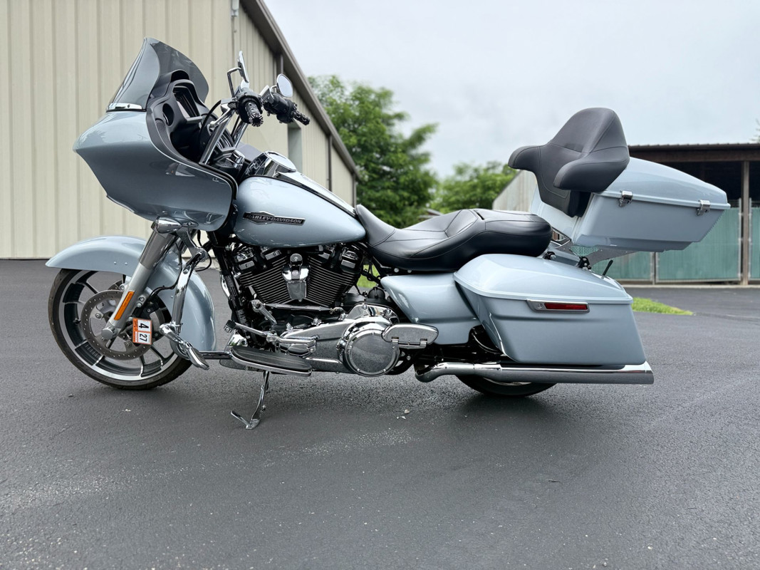 Road Glide®