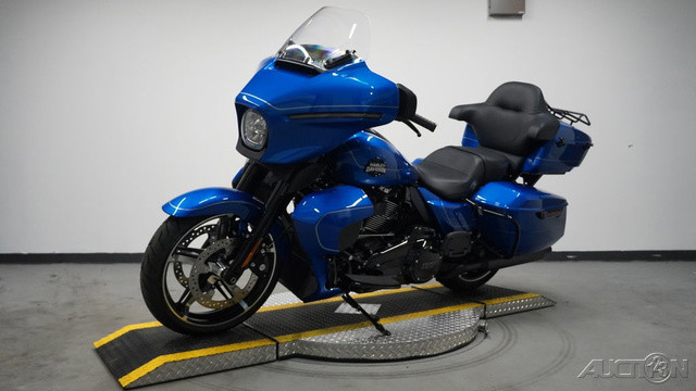 Street Glide® Ultra