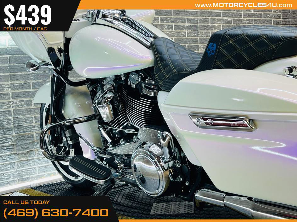 Road Glide®
