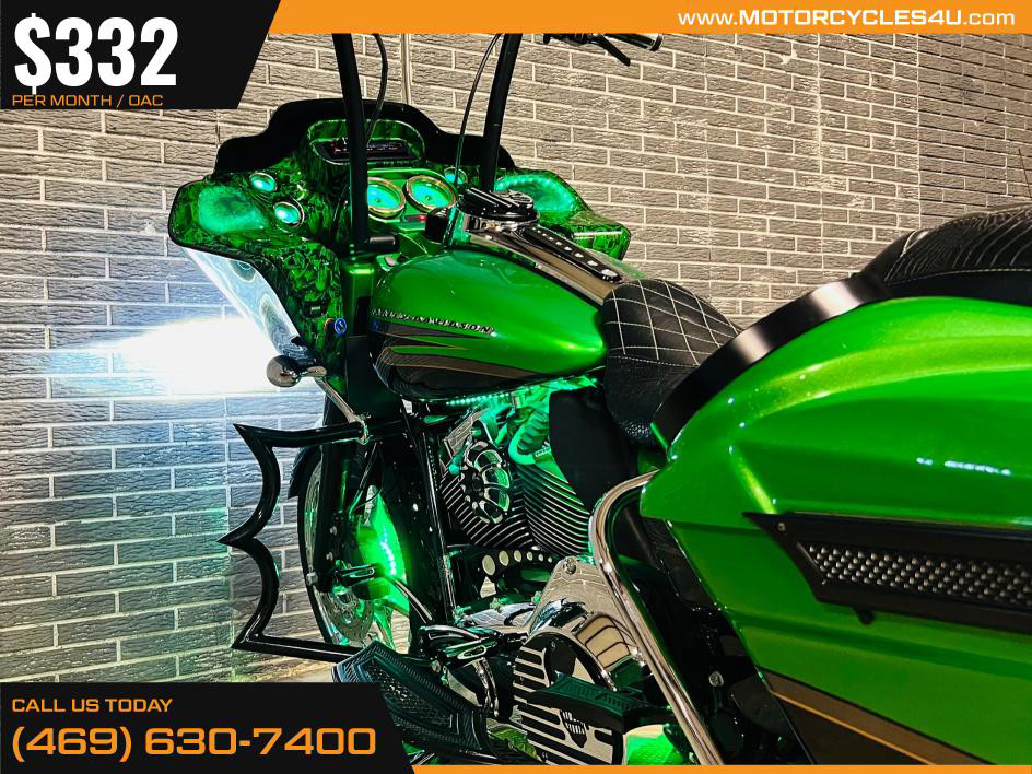 Road Glide®