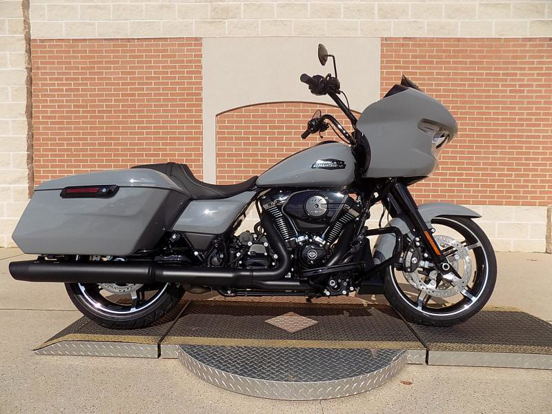 Road Glide®