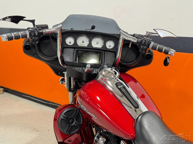 Street Glide®