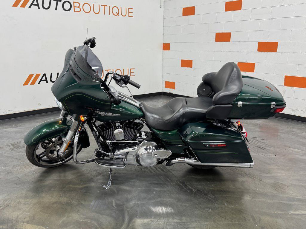 Street Glide® Special