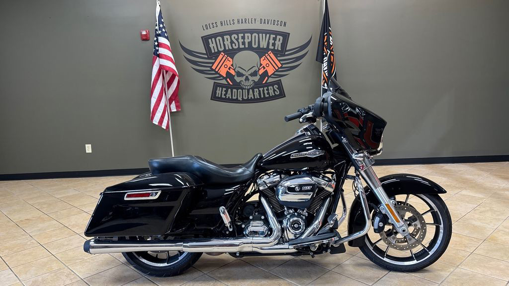 Street Glide®