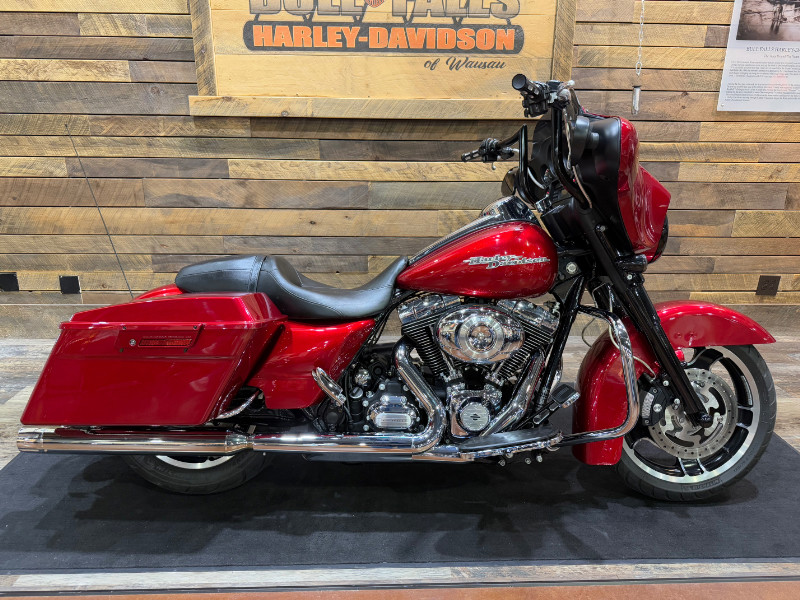 Street Glide®
