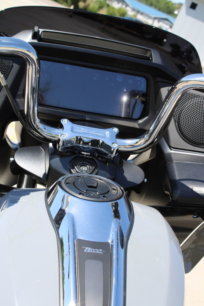 Road Glide®