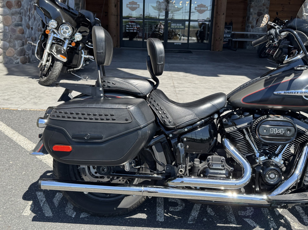 Softail® Heritage Classic 114