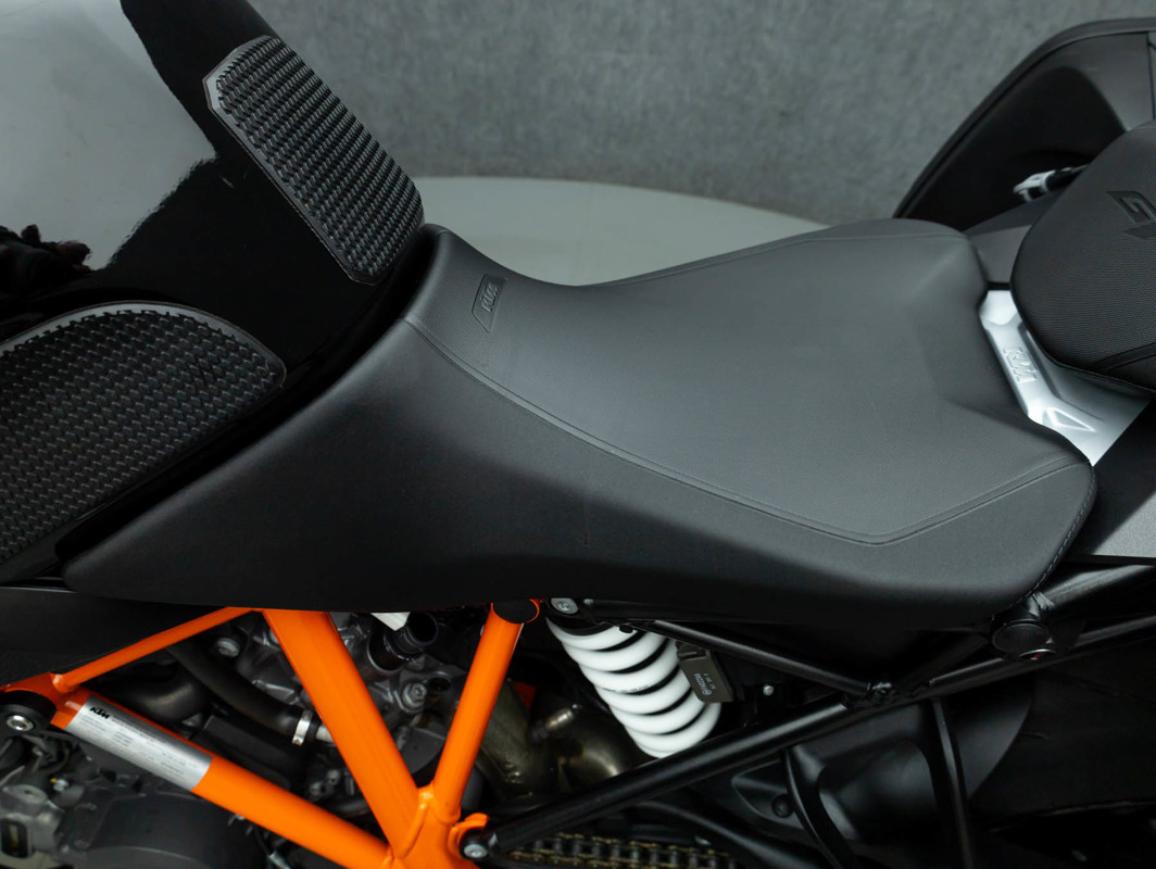 1290 Super Duke GT