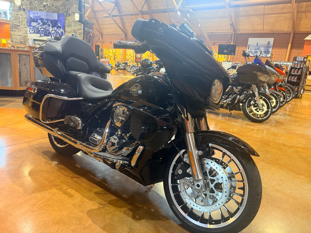 Street Glide® Limited