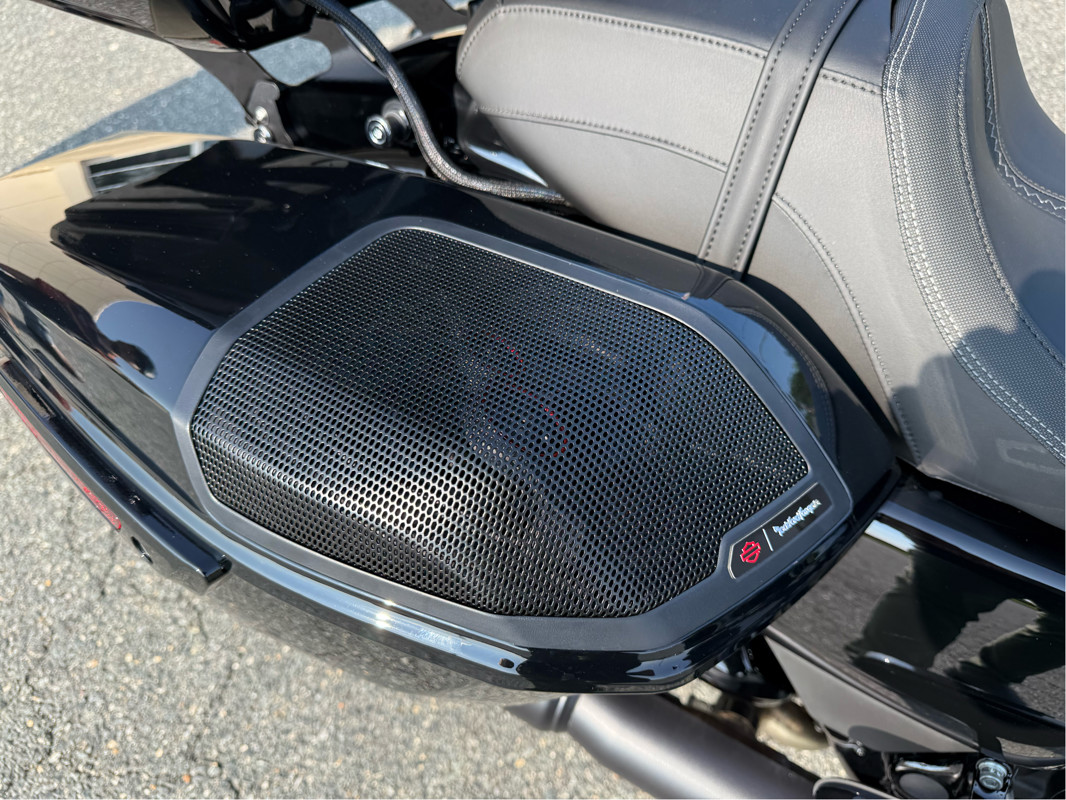 Road Glide®