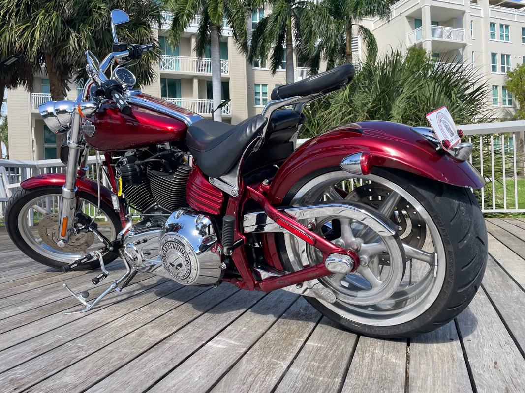 Softail® Rocker® C