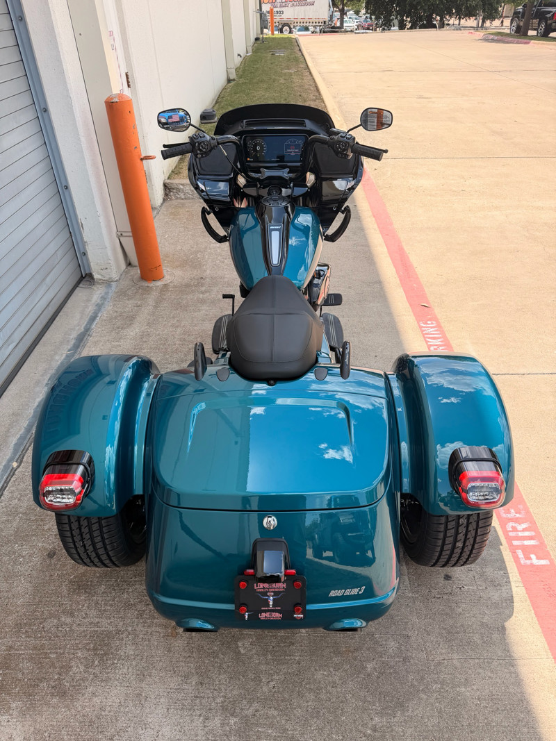 Road Glide® 3