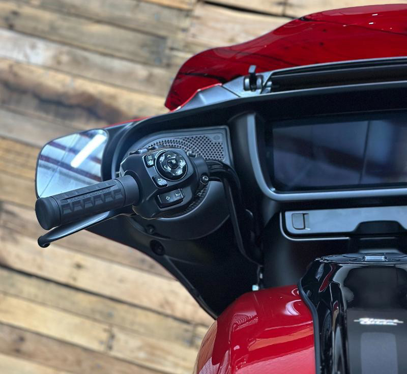 Street Glide®