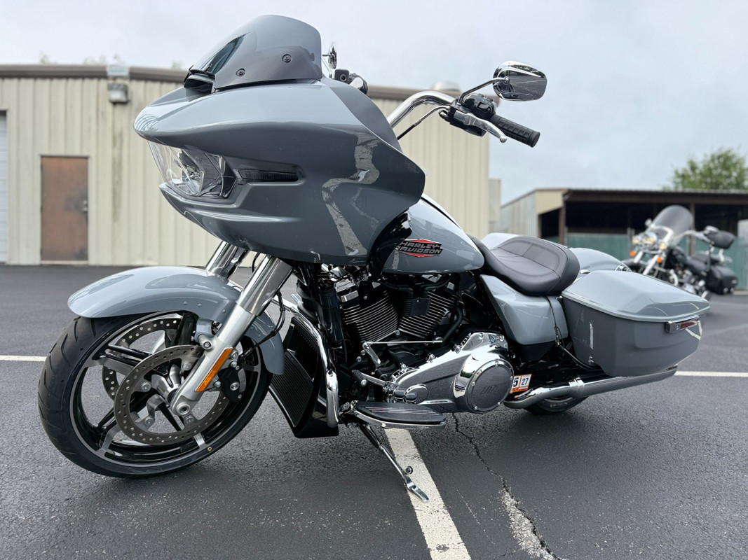 Road Glide®