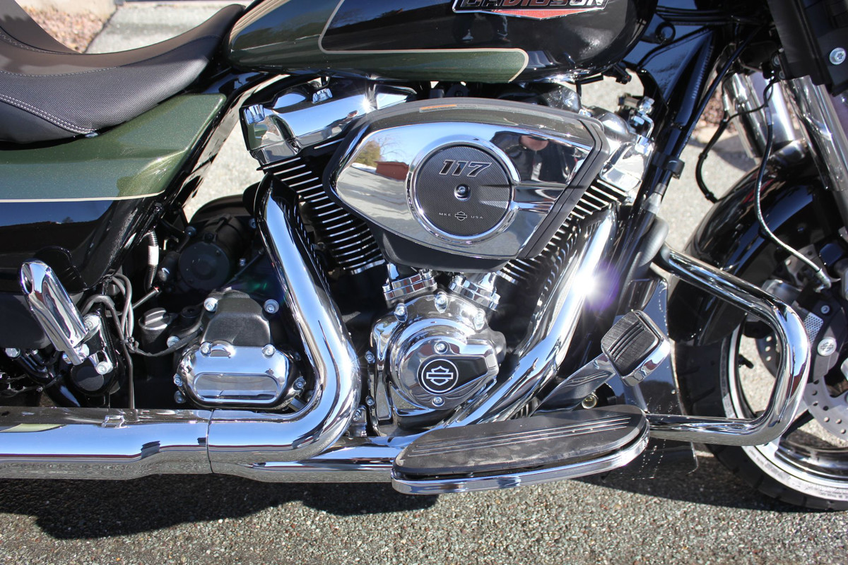 Street Glide®
