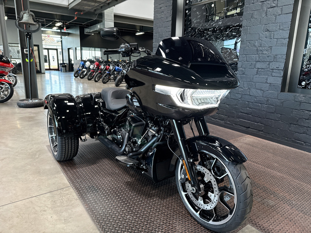 Road Glide® 3