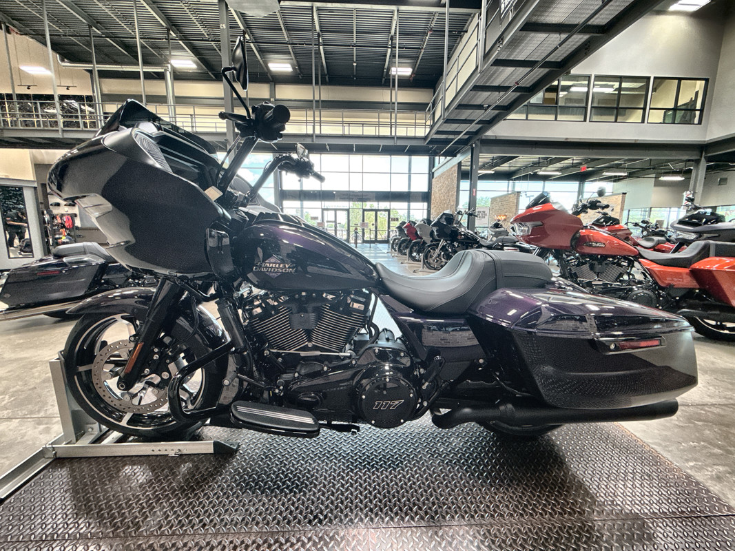 Road Glide®