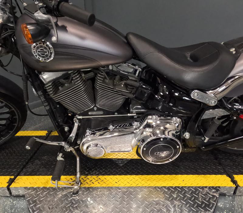 Softail® Breakout®