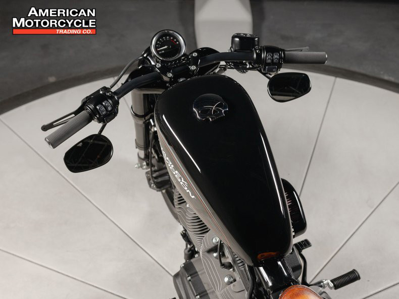 Sportster® Roadster®