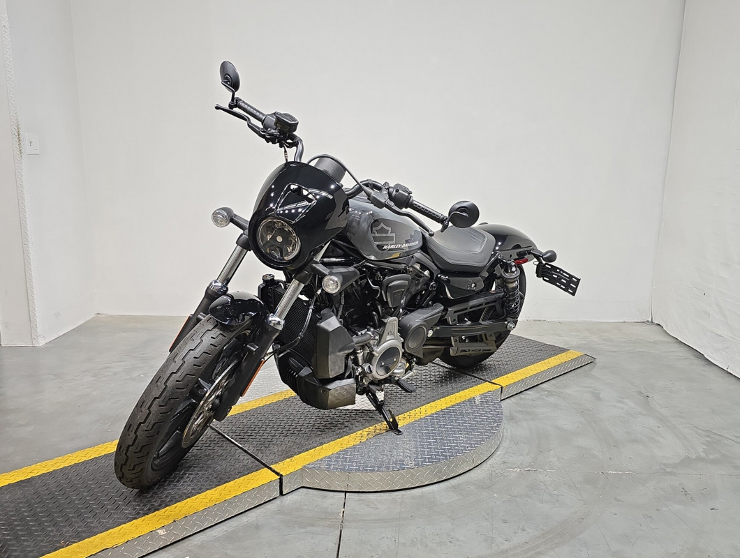 Nightster