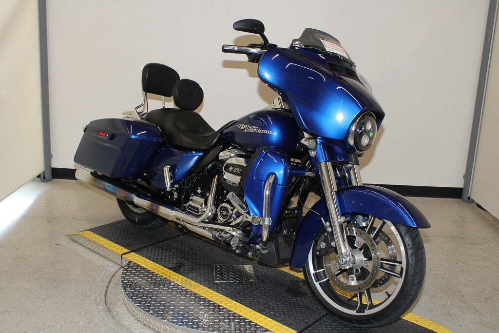 Street Glide® Special