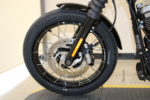 Street Bob®