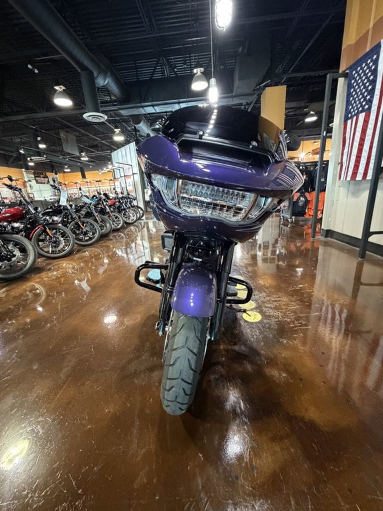 Road Glide®
