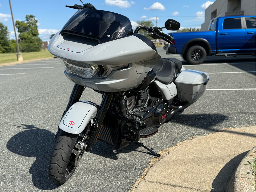 Road Glide®