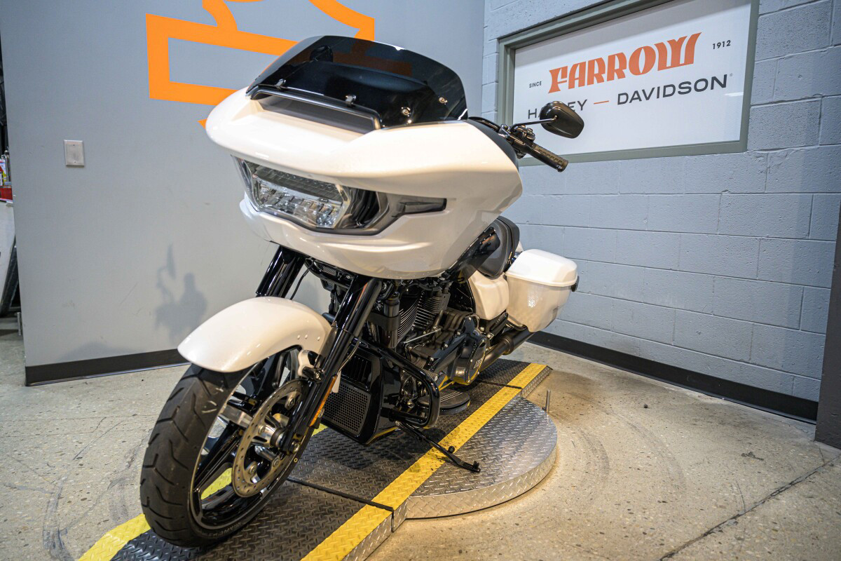 Road Glide®