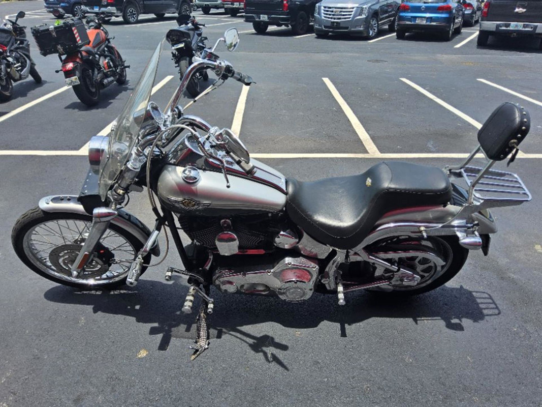 Softail® Deuce®
