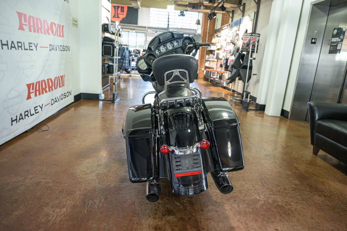 Street Glide®
