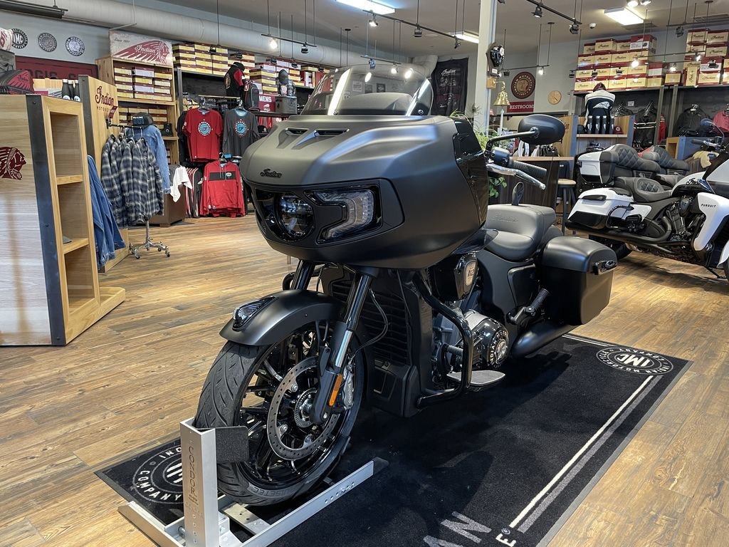 Challenger Dark Horse 112