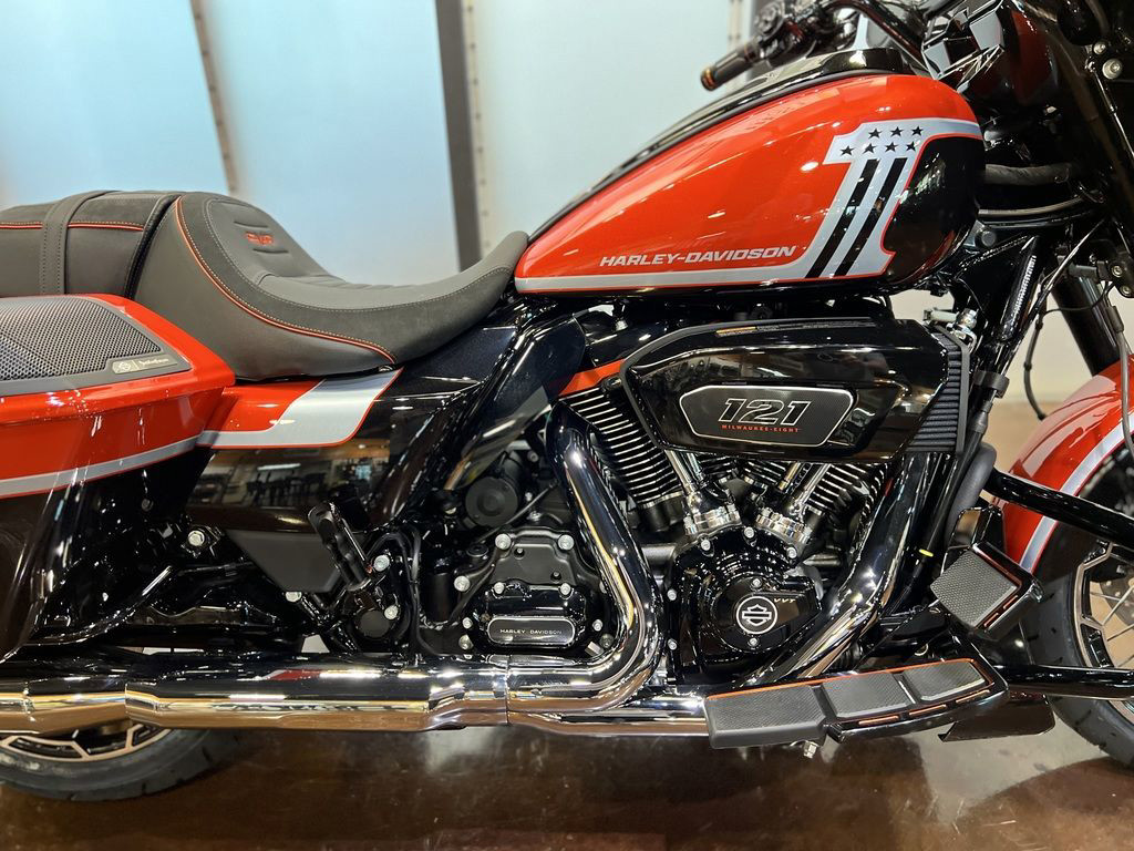 CVO® Street Glide®
