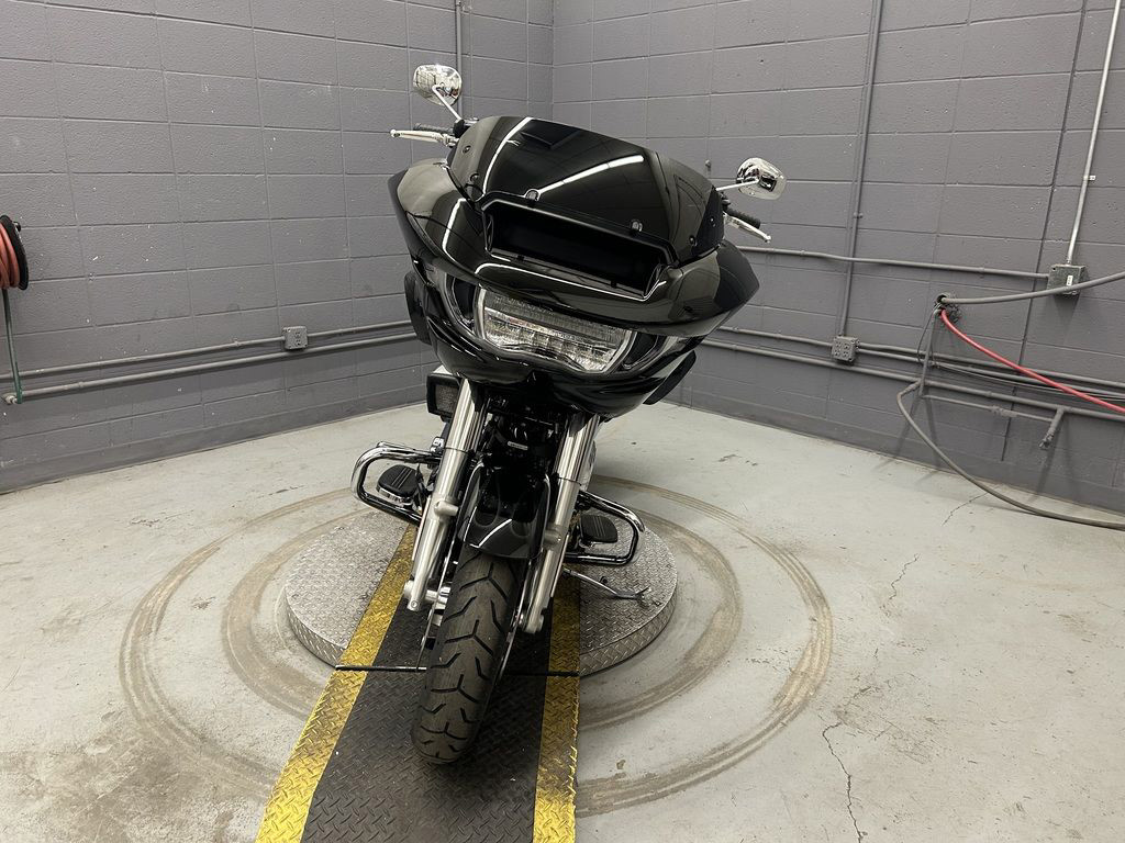 Road Glide®