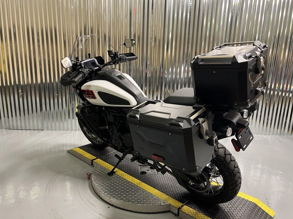 Pan America® 1250 Limited