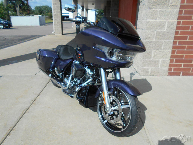 Road Glide®