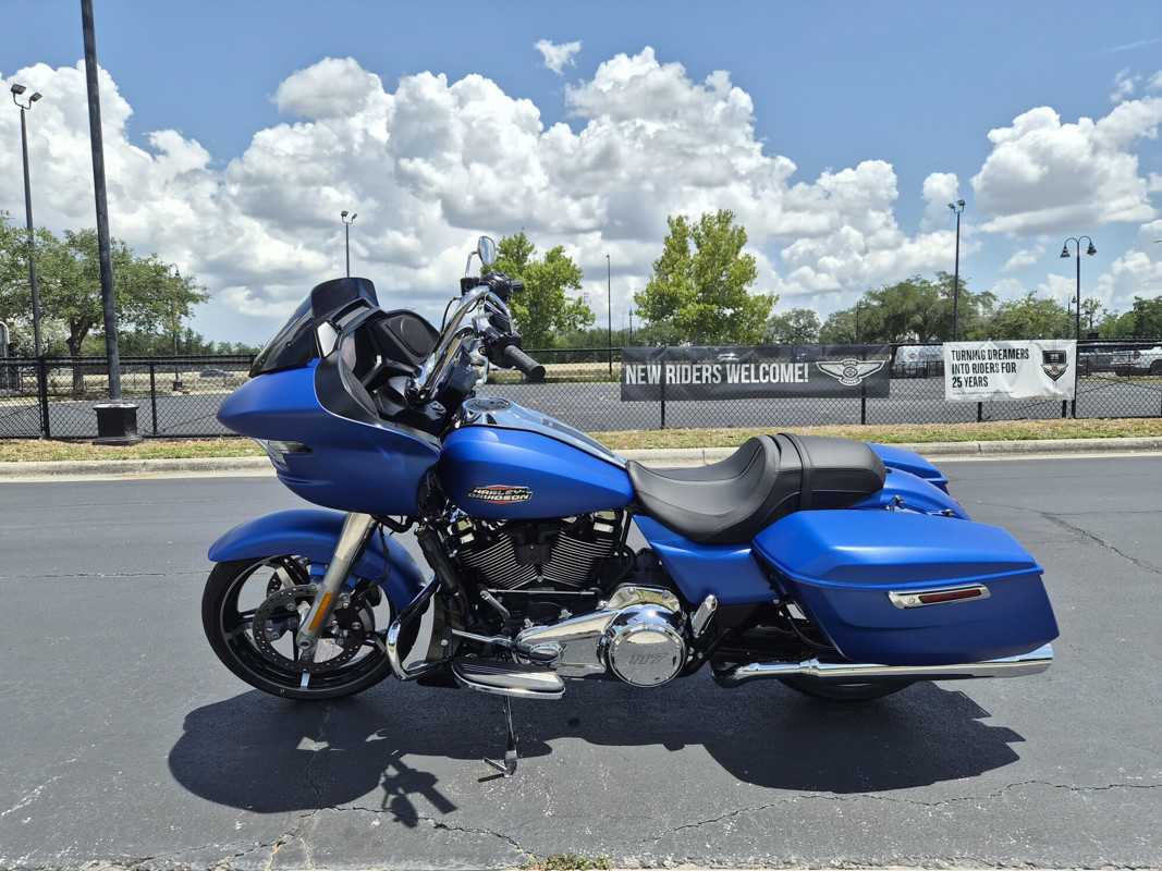 Road Glide®